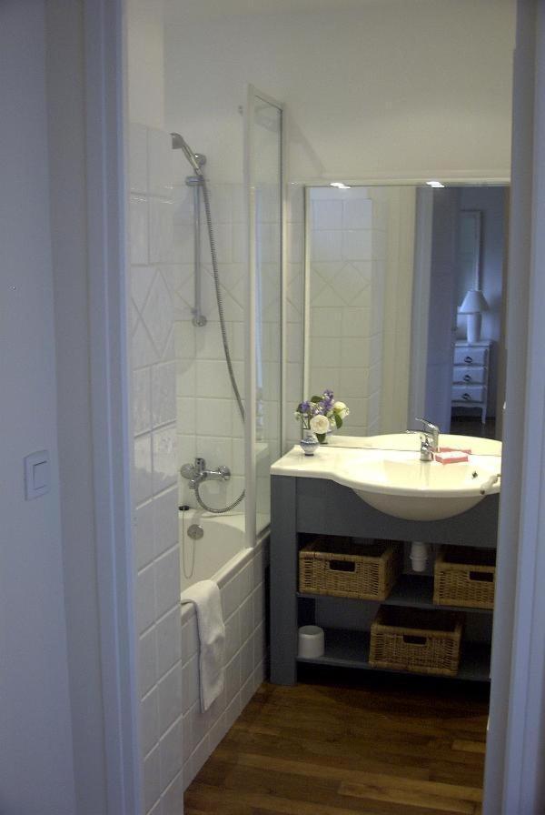 Gite La Bertichere 3 Etoiles Saint-Jean-le-Thomas Ngoại thất bức ảnh